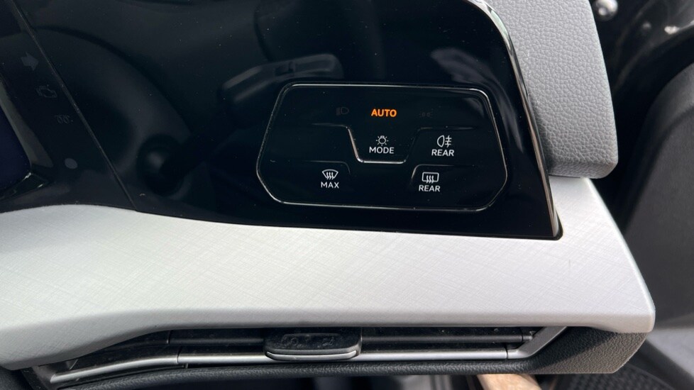 Used Volkswagen Golf 2024 for sale - 75843955: Photo 45