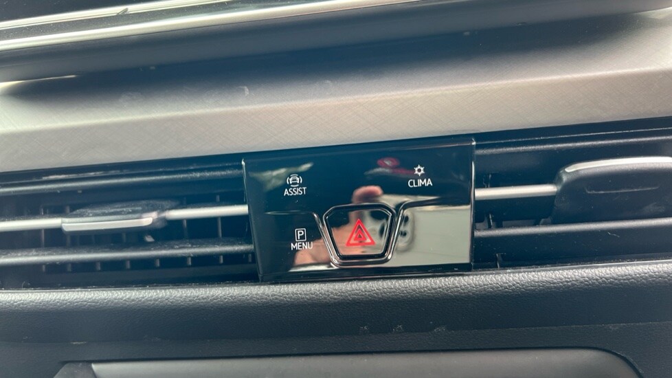 Used Volkswagen Golf 2024 for sale - 75843955: Photo 47