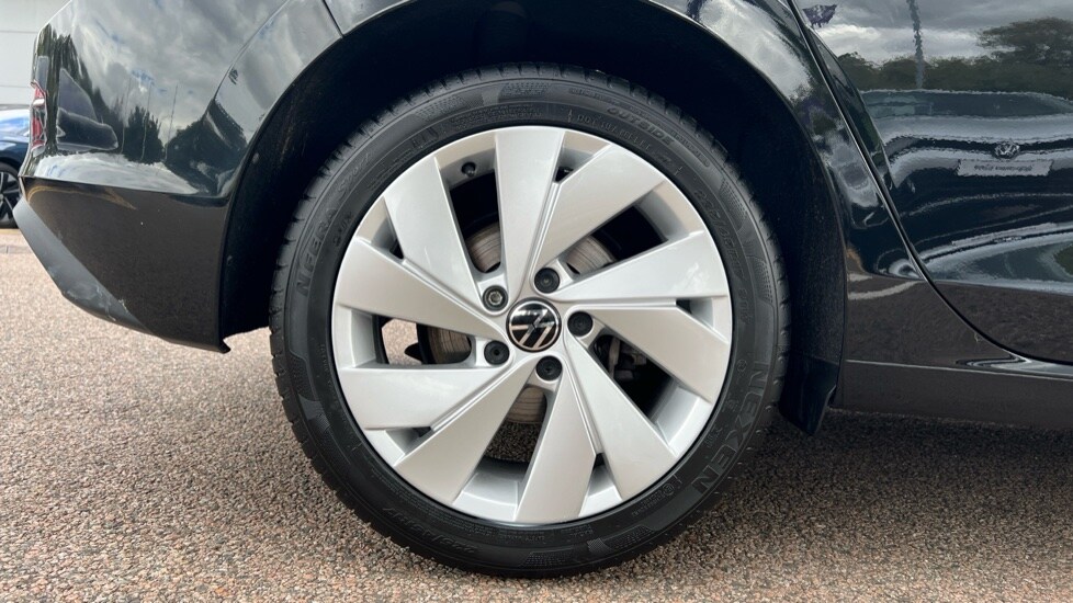 Used Volkswagen Golf 2024 for sale - 75843955: Photo 5