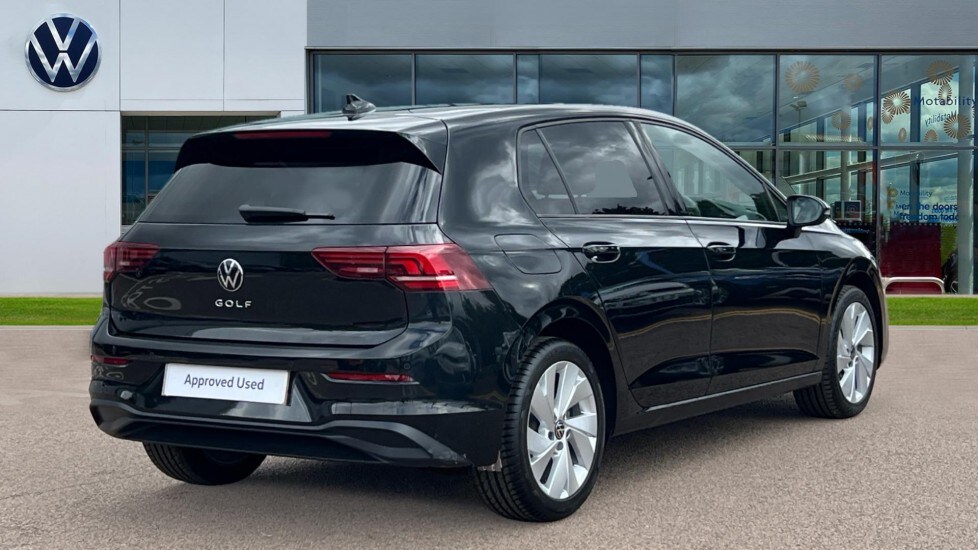 Used Volkswagen Golf 2024 for sale - 75843955: Photo 8