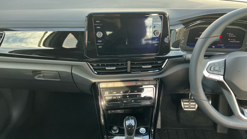 Used Volkswagen T-Roc 2025 for sale - 76873821: Photo 13