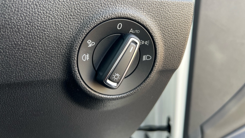 Used Volkswagen T-Roc 2025 for sale - 76873821: Photo 46