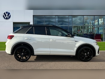 Used Volkswagen T-Roc 2025 for sale - 76873821: Photo