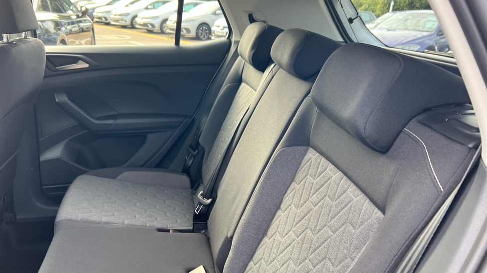Used Volkswagen T-Cross 2025 for sale - 76328169: Photo 15