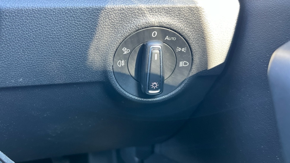 Used Volkswagen T-Roc 2023 for sale - 77057895: Photo 52