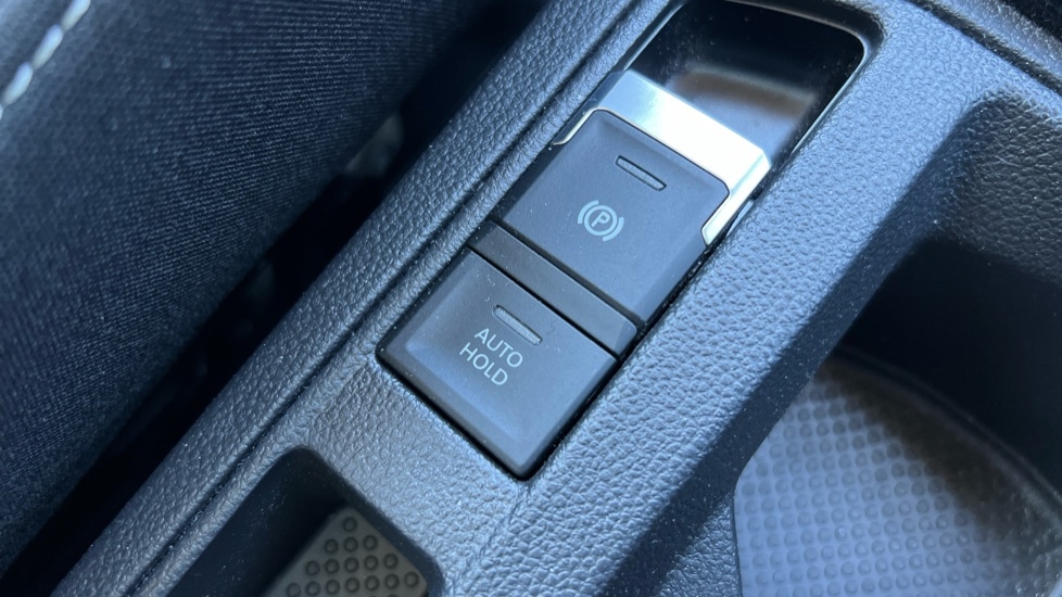 Used Volkswagen T-Roc 2023 for sale - 77057895: Photo 58