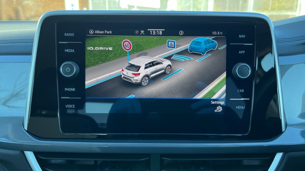 Used Volkswagen T-Roc 2023 for sale - 77057895: Photo 66