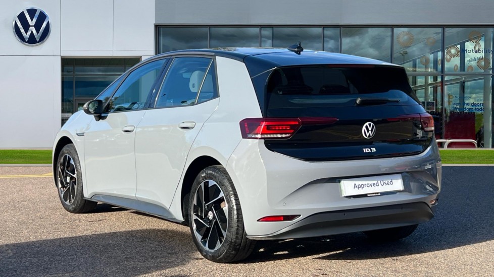 Used Volkswagen ID.3 2022 for sale - 76870477: Photo 3