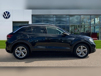 Used Volkswagen T-Roc 2022 for sale - 76161400: Photo