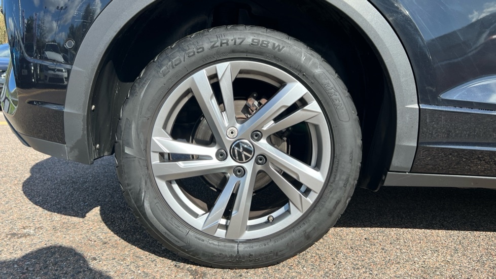 Used Volkswagen T-Roc 2022 for sale - 76161400: Photo 5