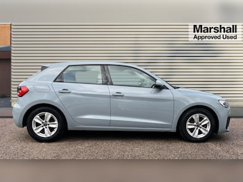 Used Audi A1 2022 for sale - 76384400: Photo
