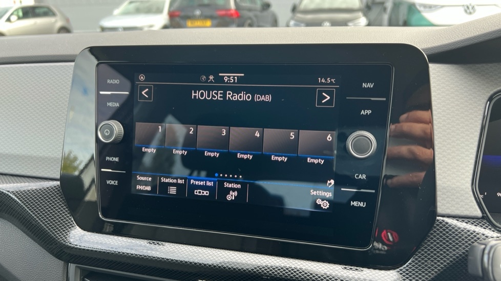 Used Volkswagen T-Cross 2025 for sale - 76870256: Photo 25