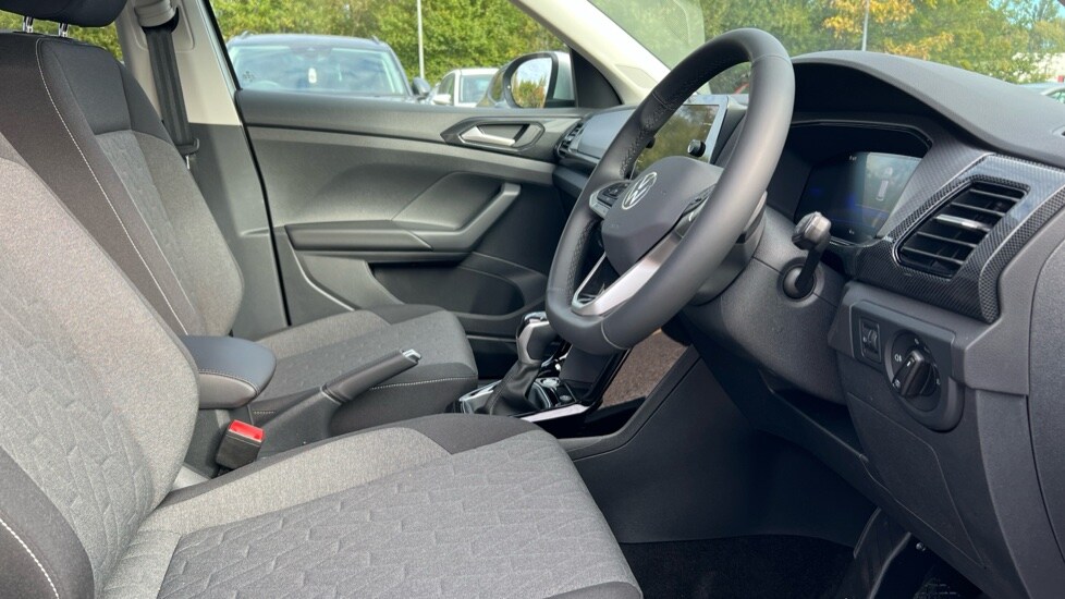 Used Volkswagen T-Cross 2025 for sale - 76870256: Photo 26
