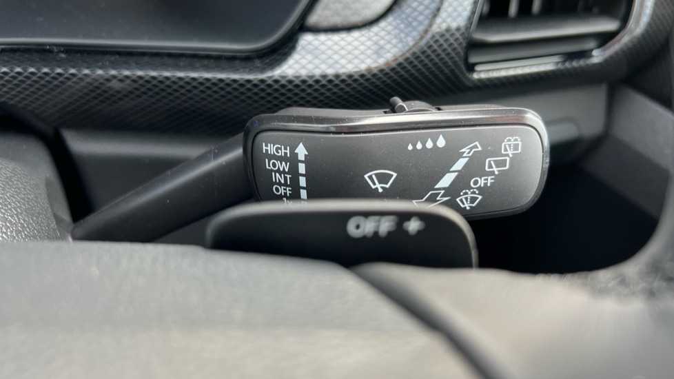 Used Volkswagen T-Cross 2025 for sale - 76870256: Photo 32