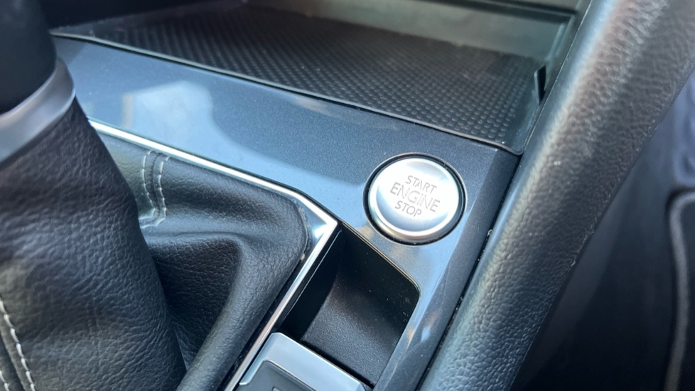 Used Volkswagen Tiguan 2023 for sale - 76869528: Photo 46