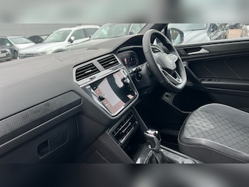 Used Volkswagen Tiguan Allspace 2021 for sale - 76501486: Photo