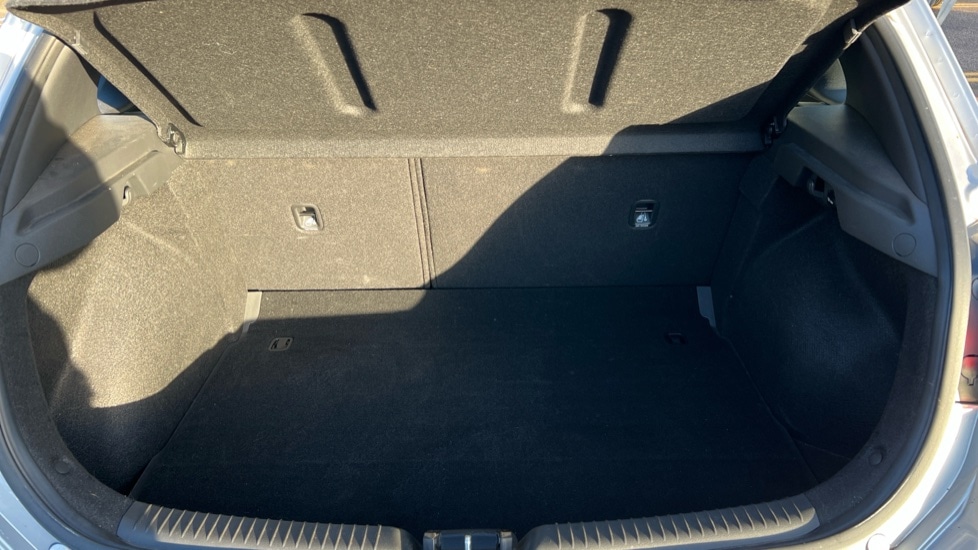 Used Hyundai i30 2023 for sale - 76874762: Photo 15