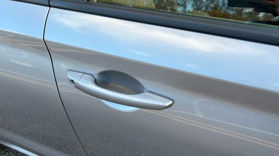 Used Hyundai i30 2023 for sale - 76874762: Photo 40