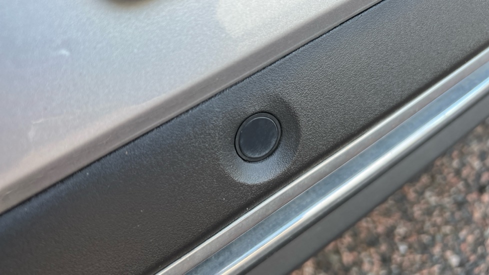 Used Hyundai i30 2023 for sale - 76874762: Photo 43