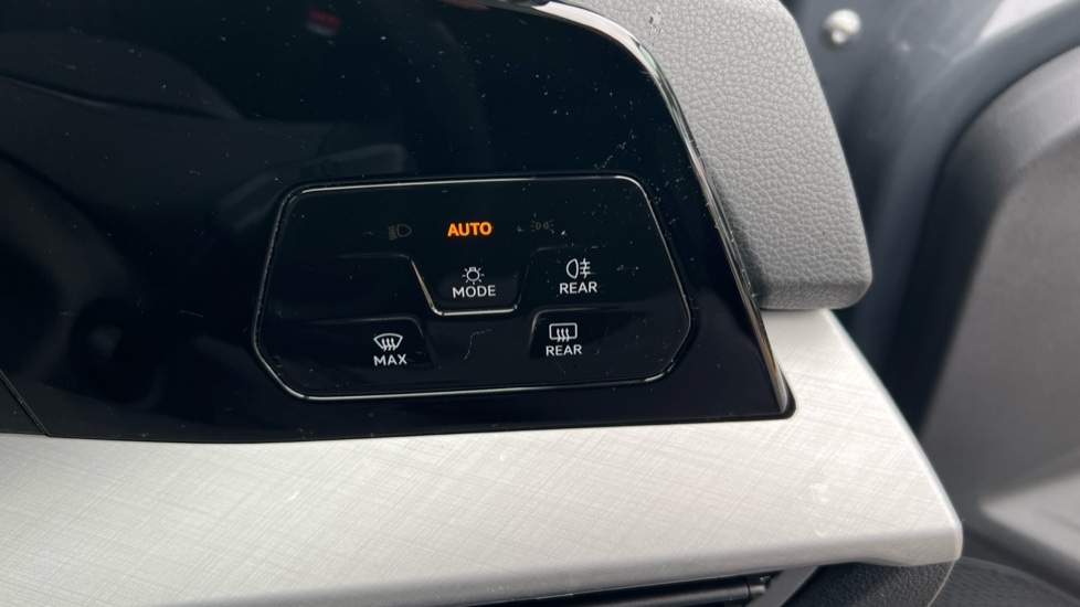 Used Volkswagen Golf 2024 for sale - 76927793: Photo 45