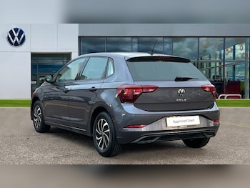 Used Volkswagen Polo 2021 for sale - 76609497: Photo