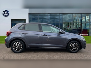 Used Volkswagen Polo 2021 for sale - 76609497: Photo