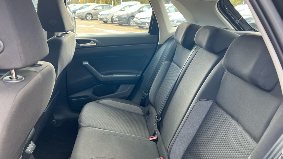 Used Volkswagen Polo 2024 for sale - 76869703: Photo 15