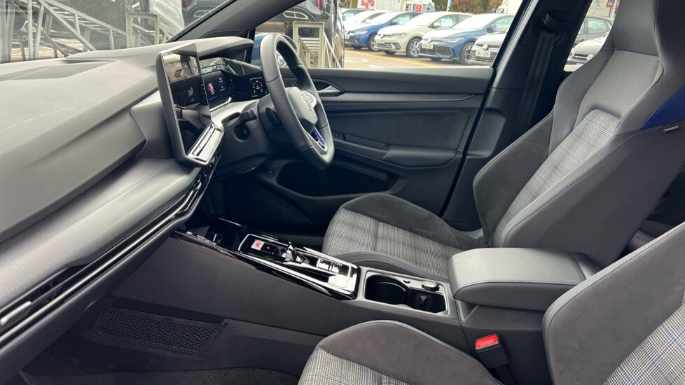 Used Volkswagen Golf 2025 for sale - 76475094: Photo 28