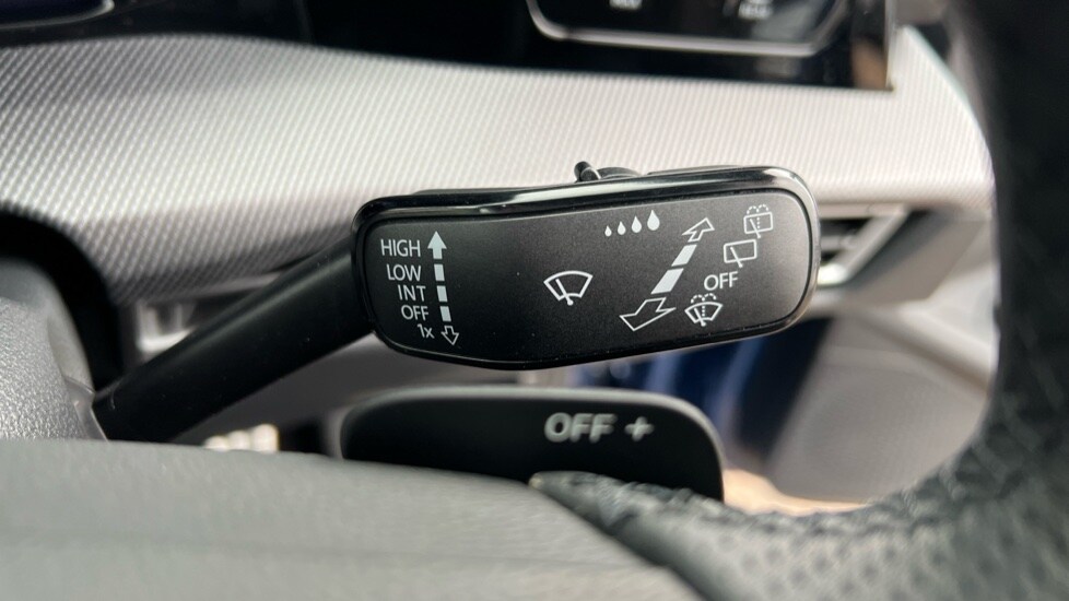 Used Volkswagen Golf 2025 for sale - 76475094: Photo 32