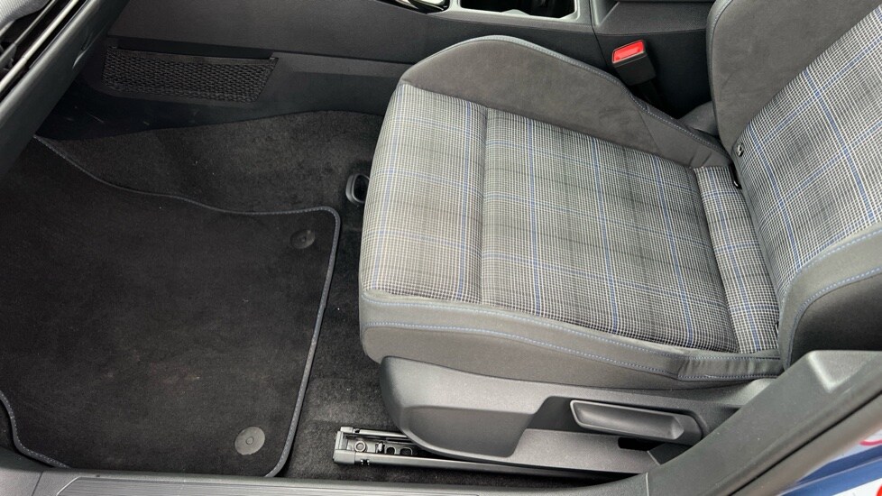 Used Volkswagen Golf 2025 for sale - 76475094: Photo 39