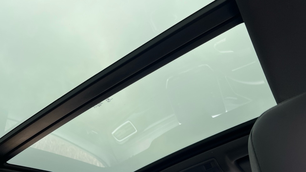 Used Volkswagen T-Roc 2025 for sale - 76873532: Photo 38