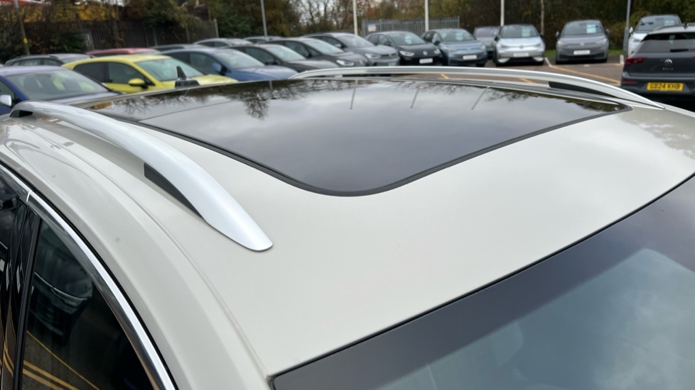 Used Volkswagen T-Roc 2025 for sale - 76873532: Photo 44