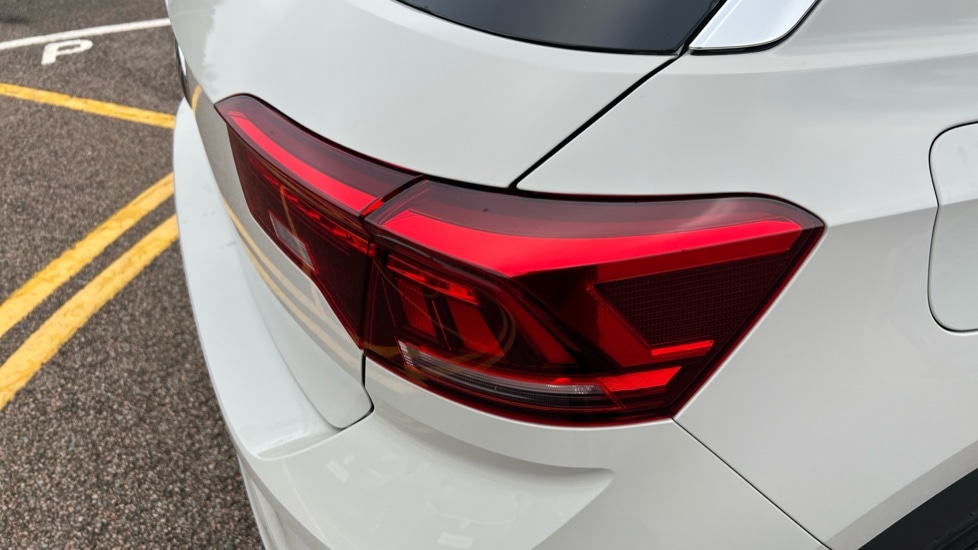 Used Volkswagen T-Roc 2025 for sale - 76873532: Photo 45