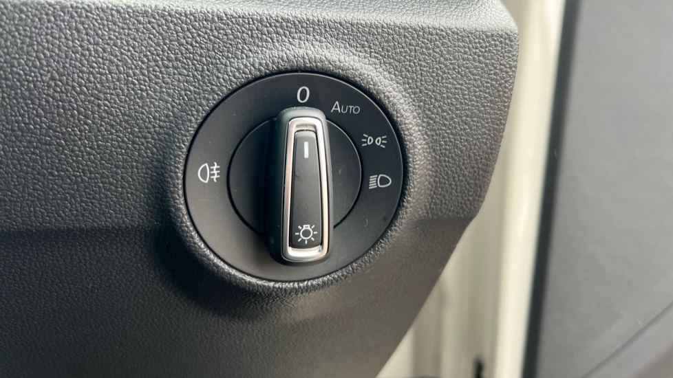 Used Volkswagen T-Roc 2025 for sale - 76873532: Photo 46