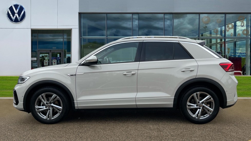 Used Volkswagen T-Roc 2025 for sale - 76873532: Photo 9