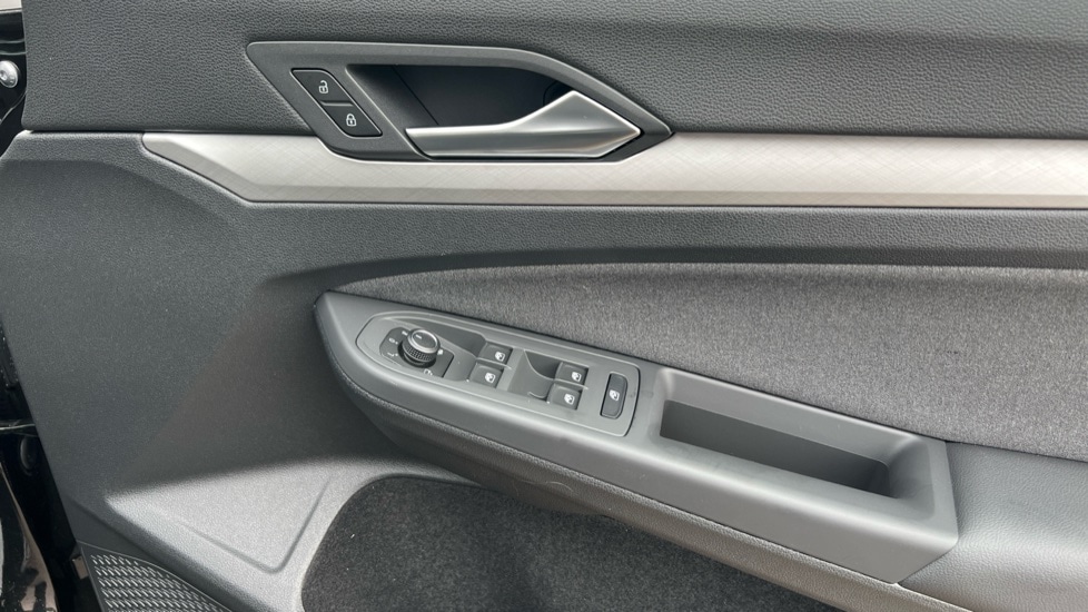 Used Volkswagen Golf 2025 for sale - 76873859: Photo 37