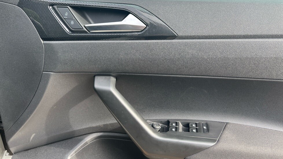 Used Volkswagen Taigo 2024 for sale - 76033859: Photo 37
