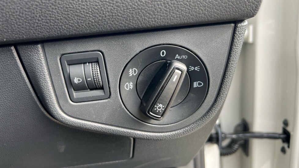 Used Volkswagen Taigo 2024 for sale - 76033859: Photo 45