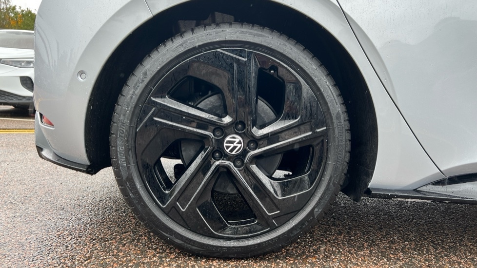 Used Volkswagen ID.3 2025 for sale - 76265555: Photo 5