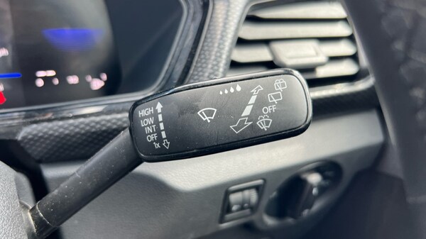 Used Volkswagen T-Cross 2023 for sale - 75404263: Photo 30