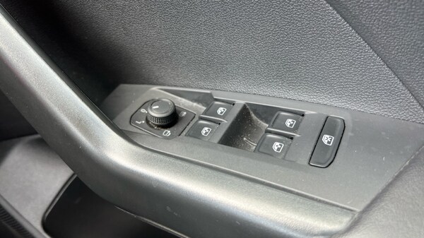 Used Volkswagen T-Cross 2023 for sale - 75404263: Photo 49