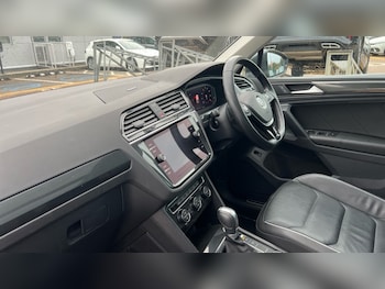 Used Volkswagen Tiguan 2019 for sale - 76434623: Photo