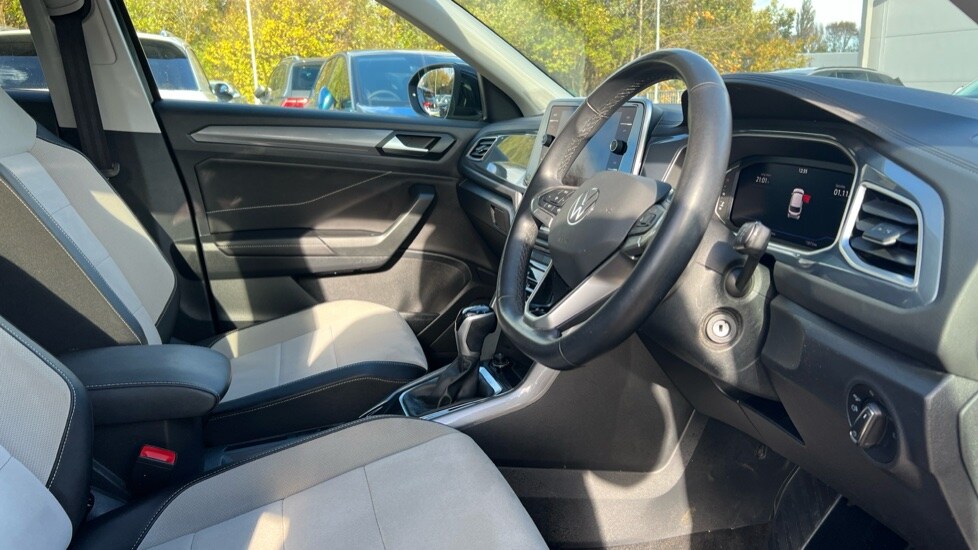 Used Volkswagen T-Roc 2024 for sale - 76575007: Photo 26