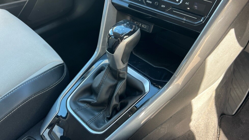 Used Volkswagen T-Roc 2024 for sale - 76575007: Photo 36