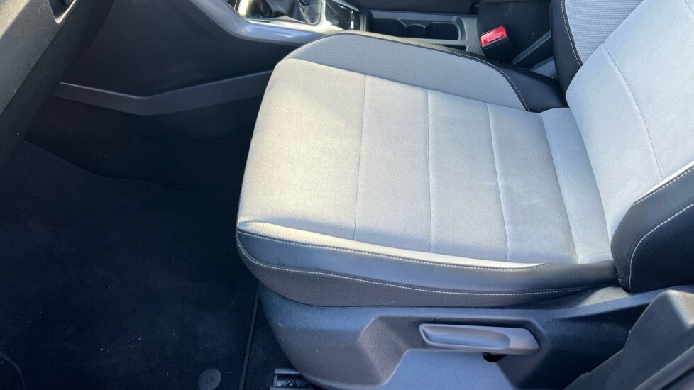 Used Volkswagen T-Roc 2024 for sale - 76575007: Photo 39