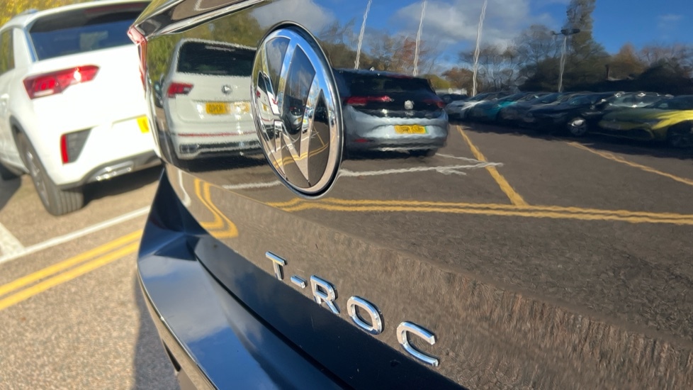 Used Volkswagen T-Roc 2024 for sale - 76575007: Photo 40