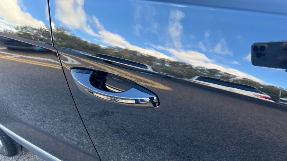 Used Volkswagen T-Roc 2024 for sale - 76575007: Photo 43