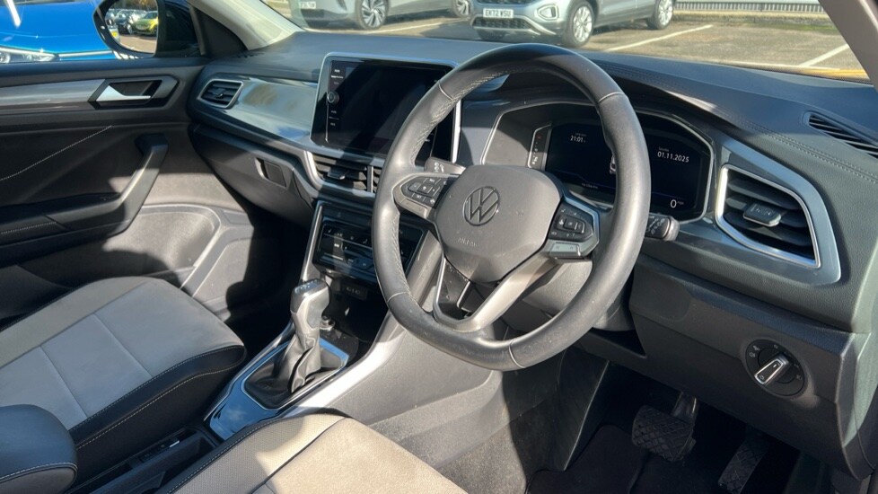Used Volkswagen T-Roc 2024 for sale - 76575007: Photo 6