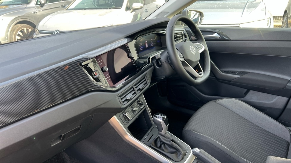 Used Volkswagen Polo 2024 for sale - 76447324: Photo 2