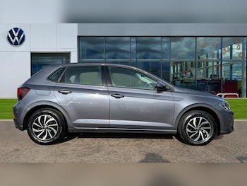 Used Volkswagen Polo 2024 for sale - 76447324: Photo